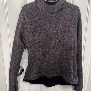 Purple Nike sweater, good condition see picture for little tear